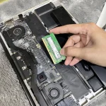 cara meng-upgrade RAM MacBook Neo: Persiapan Awal yang Wajib Diperhatikan