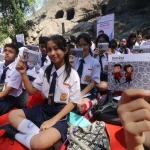 Peran Emas dalam Perekonomian: Fondasi Stabilitas dan Kepercayaan