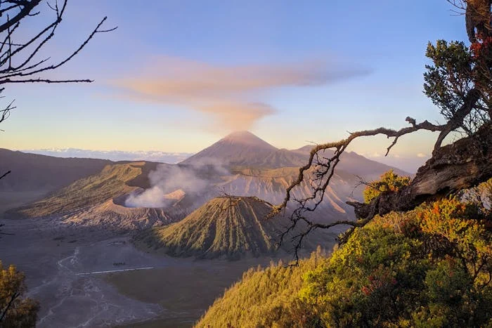 Rekomendasi Wisata Weekend Singkat dari Jakarta: Pegunungan dan Alam Hijau
